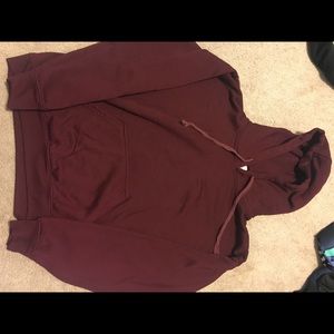 Burgundy hoodie with pockets